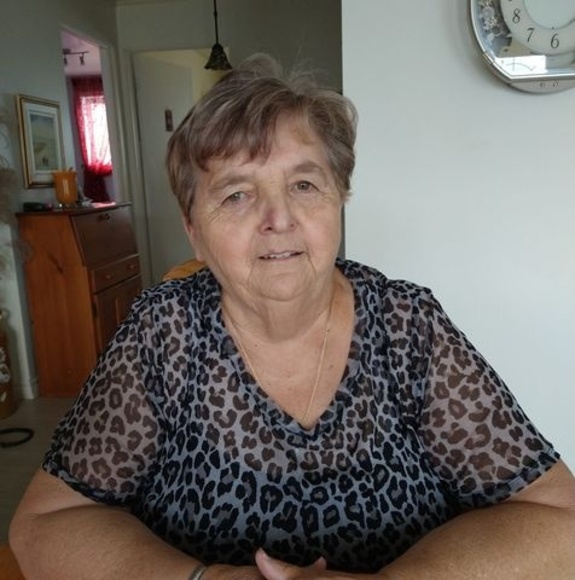 Meet your Posher, Gilberte - Picture 1 of 1